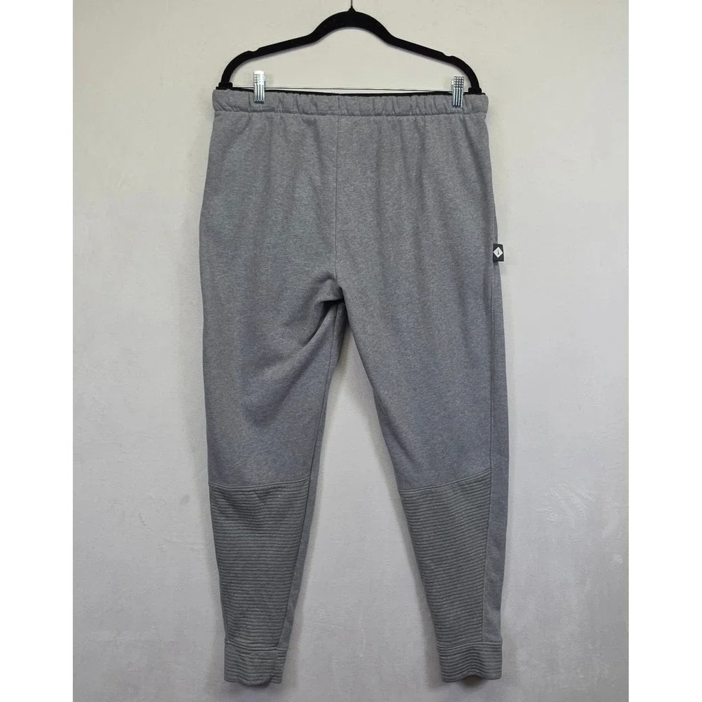 Nike Dri-Fit Sweatpants Men's Medium Gray Tapered Gym Training Athletic Warm‎ Up